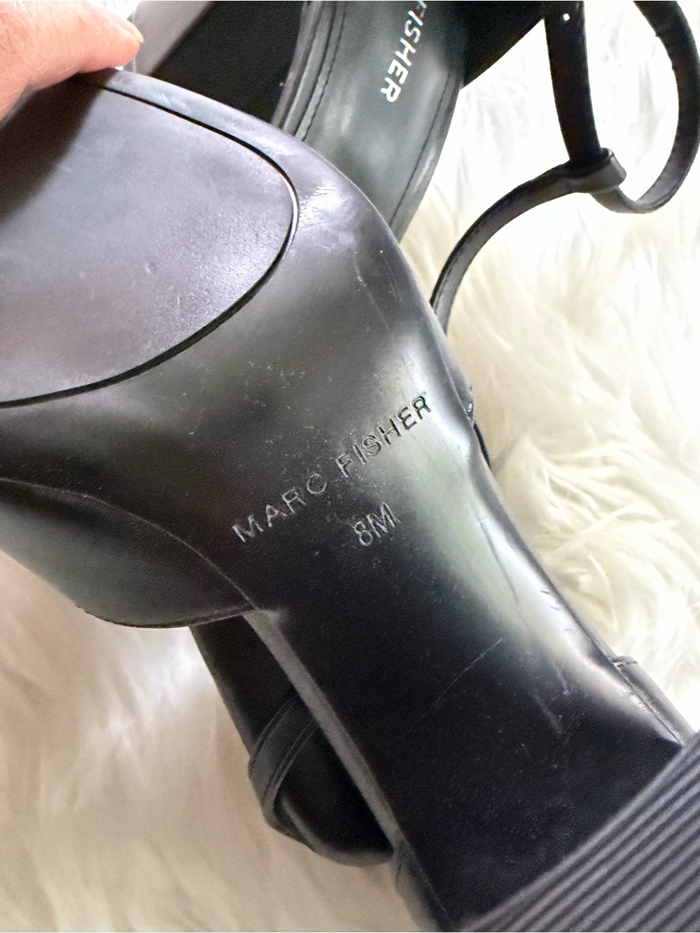 Marc Fisher Black T-Strap Leather Heels -Size 8 -New - Picture 2 of 5